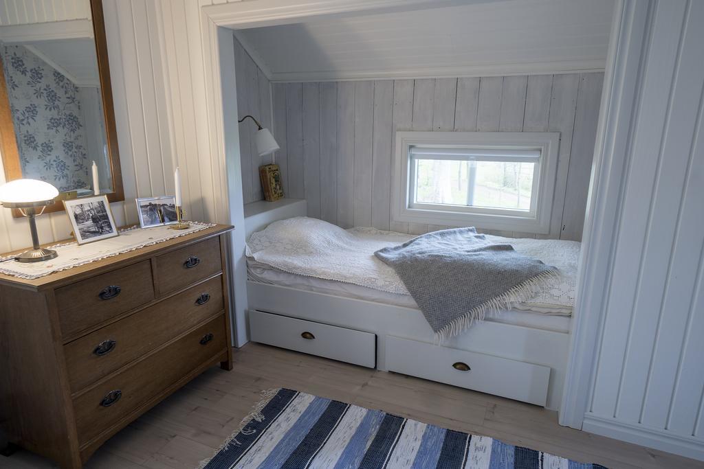 Anfasteroed Gardsvik - Grindstugan Ljungskile Buitenkant foto